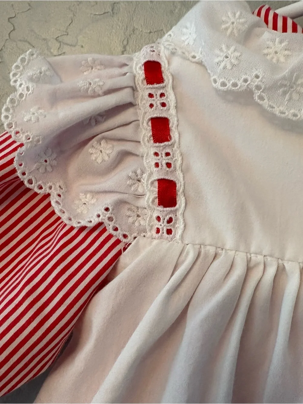 Baby togs Vintage baby girls red white Christmas embroider pinafore dress 3-6 mo